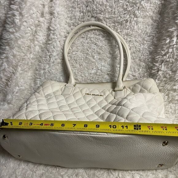 Vera Bradley White Quilted large shoulder bag with gold tone hardwares. - Picture 9 of 12